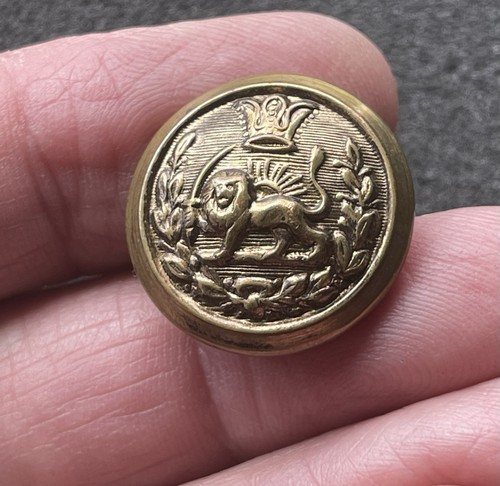 Imperial Iranian Army Military Button - Pahlavi Era (Lion & Sun) TM1924