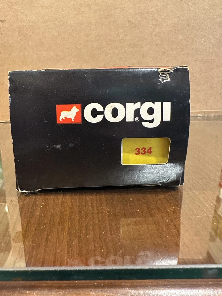 CORGI 334 600 FORD ESCORT RARE RED WITH RS 1600i WHEELS - Black Plastic Base RHD - Image 4 of 4