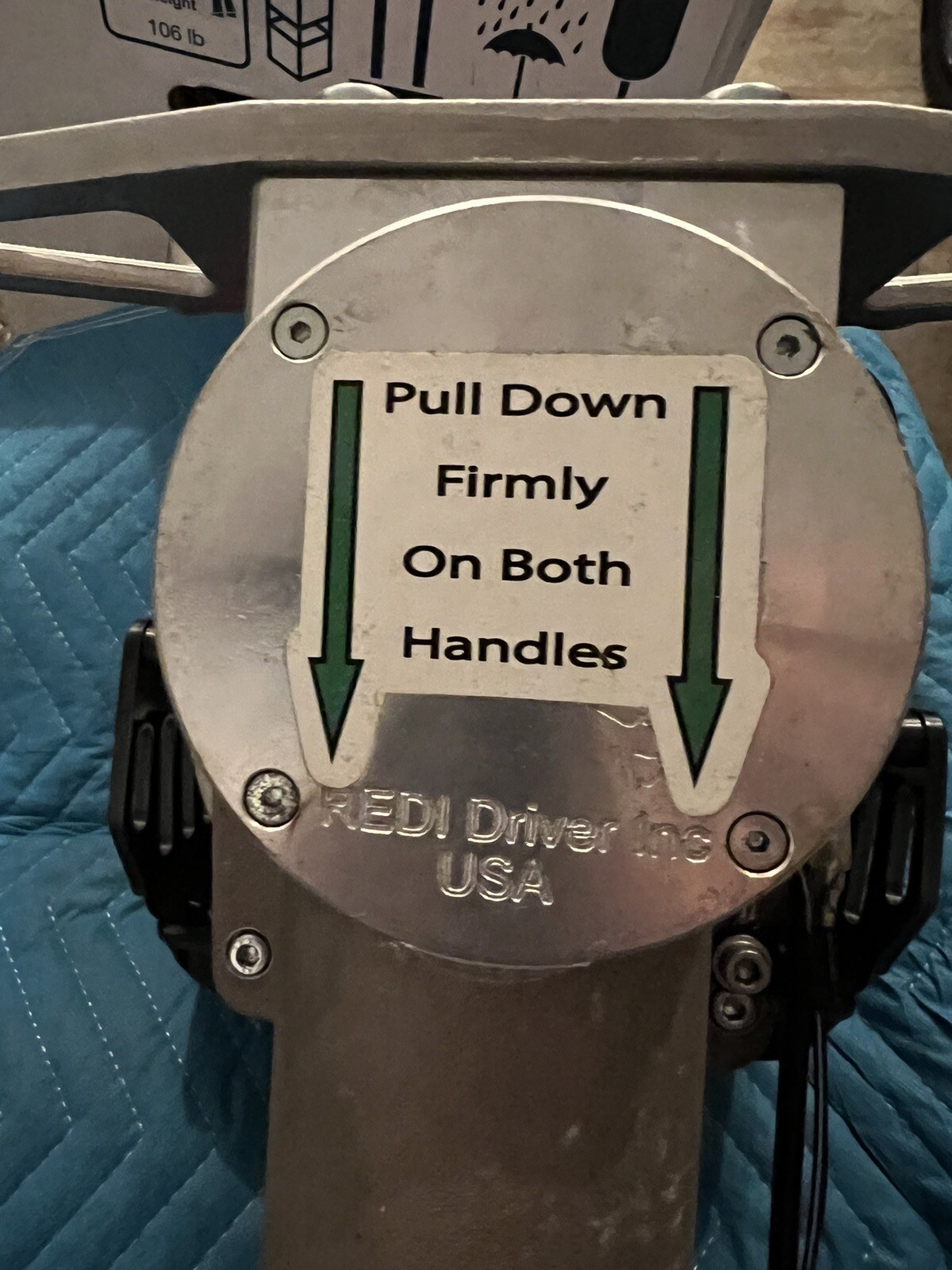 REDI BOSS Gas Powered Post DriverHonda Motor Extra Barrel Included