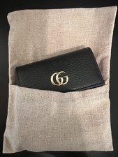 Gucci Marmont 6 Key Holder  Black Pebbled Lambskin