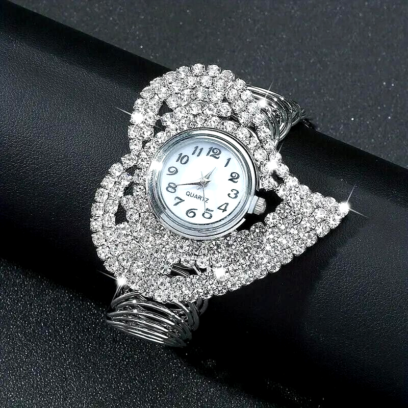 Fashion Rhinestone Silver Heart Shape Dial Quartz Bangle  display picture 3