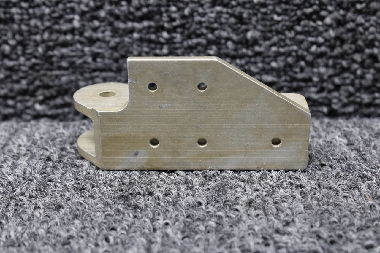 240014-026 Mooney M20 Flap Actuator Bracket RH (New Old Stock)
