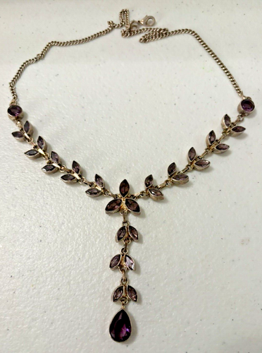 Vintage necklace with deep purple stones - 20 inch chain - Afbeelding 2 van 5