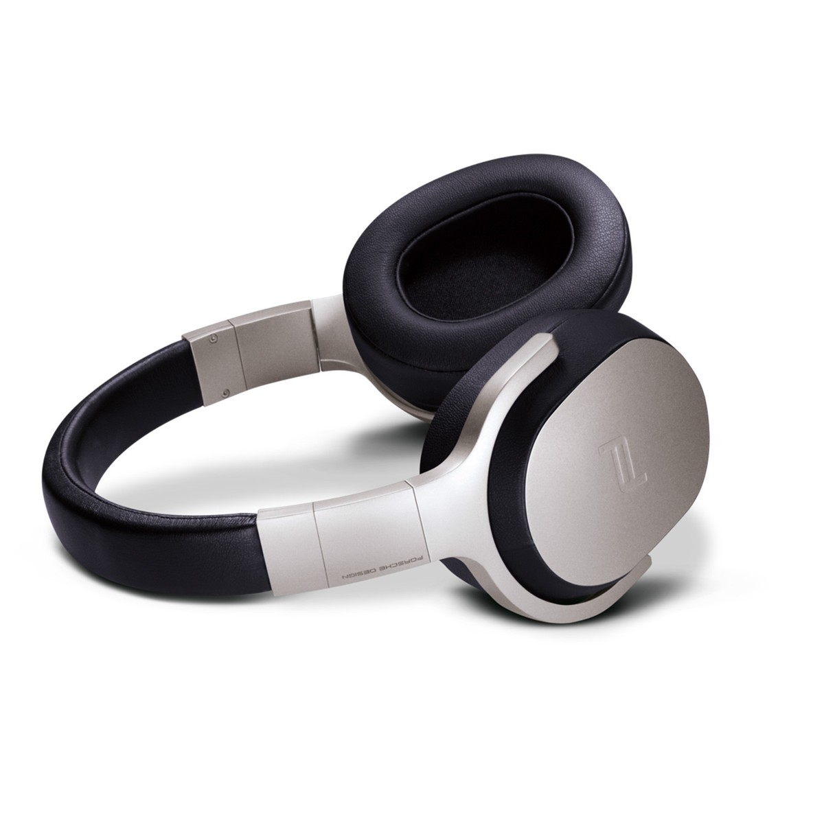 KEF Porsche Design uni-Q チタニウム　ワイヤレス KEF Porsche Design Space One Wireless Hands-On Review