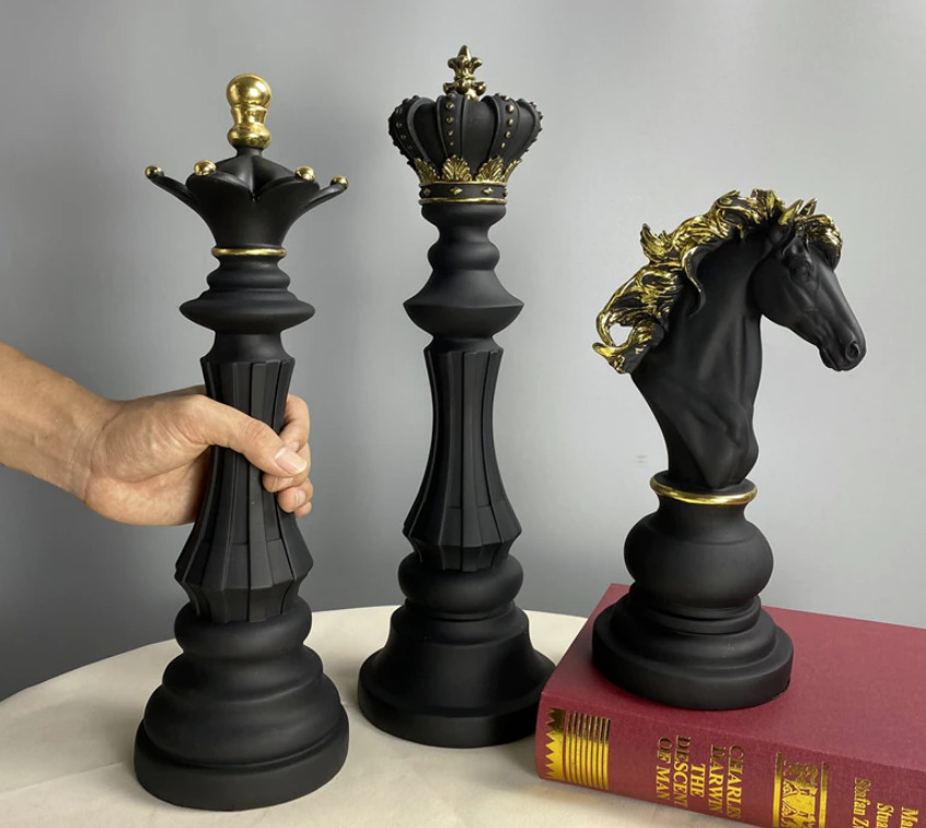 King and Queen Chess Pieces