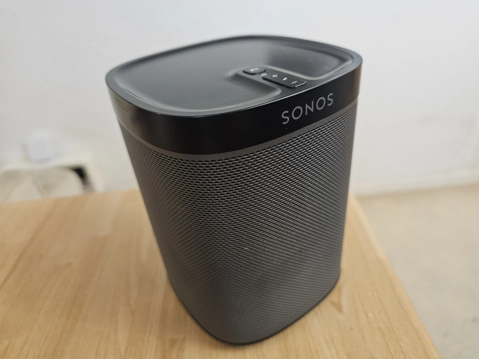 Sonos Play:1 Compact Wireless Smart Speaker - Black (boxed) - Image 2 of 4