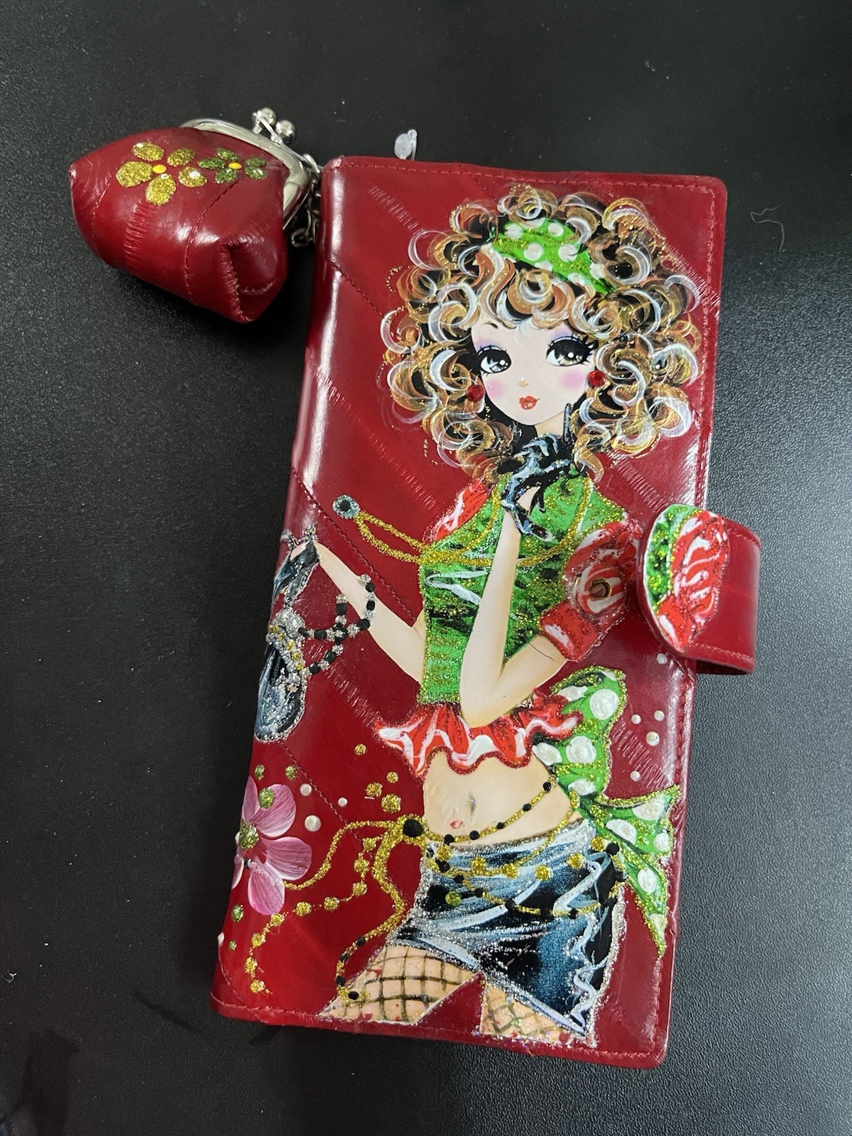 Hand Painted Leather Wallet With Minnie Coin Purse Keychain.