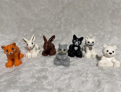LEGO LOT OF 7 ANIMAL FIGURES  Fox, White Bear, Cats, Rabbits and Squirrel