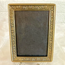 UNITUE VINTAGE EMBOSSED METAL MINI Picture Frame FLORAL 3X4