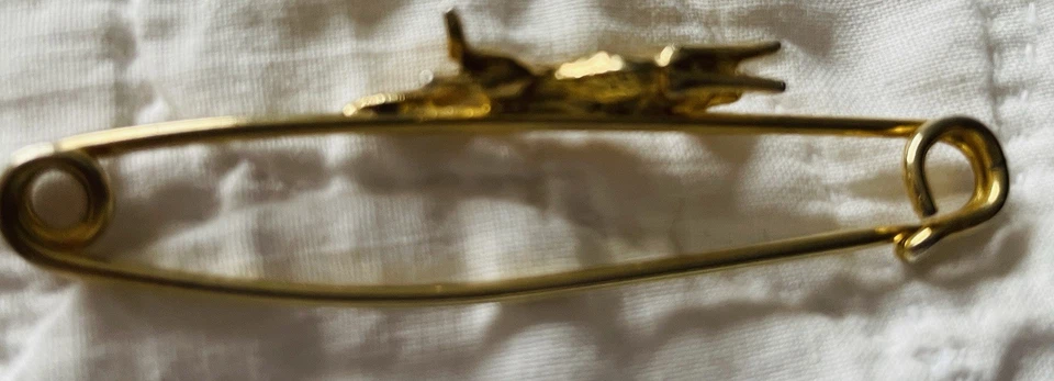 Gold tone Fox Stock Tie Pin - Image 3 of 3