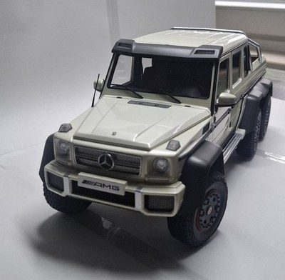 Mercedes AMG 6x6 Auto Art 1:18