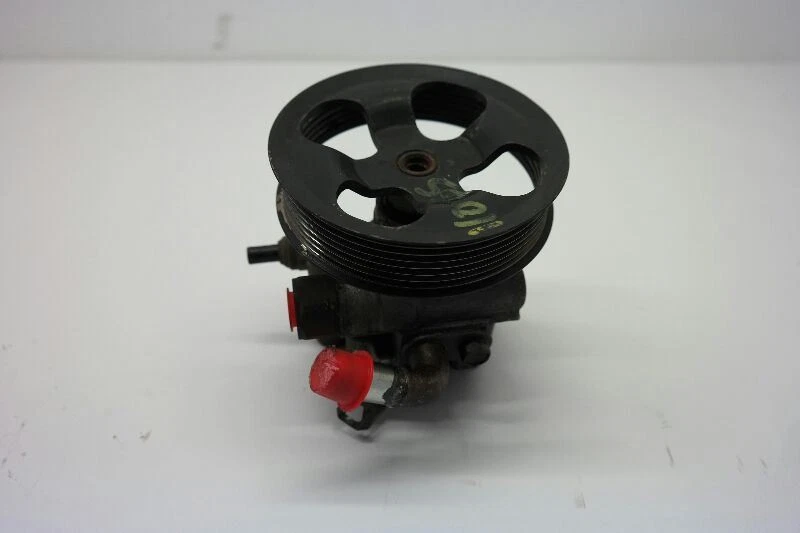 07-14 TOYOTA FJ CRUISER Bomba de dirección asistida 6 cilindros  Foto 2 de 4