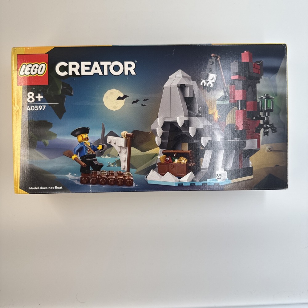 LEGO Scary Pirate Island Creator Set 40597 GWP Sealed New Minifig NISB