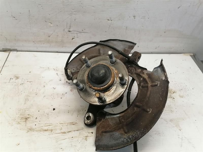 1996-2004 Ford Mustang Passenger Right Front Spindle Knuckle OEM