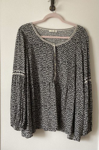 Max Studio Women’s Black & White Print Round Neck Balloon Sleeves  Size 3XL