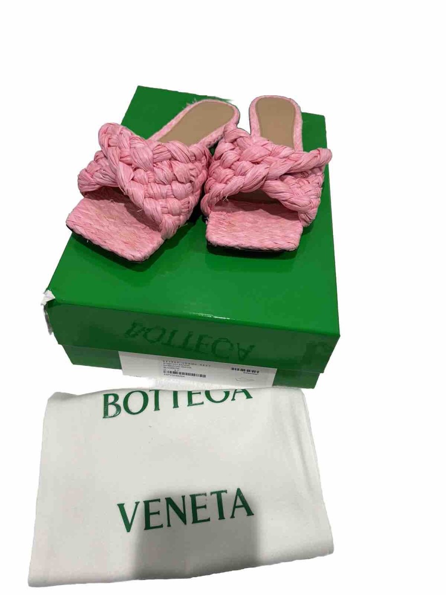 サンダル・ミュール BOTTEGA VENETA Women Sandals 796464V2ED0 6801 Pink Bottega Veneta Pink Stretch Raffia Straw Flat Slide Sandal