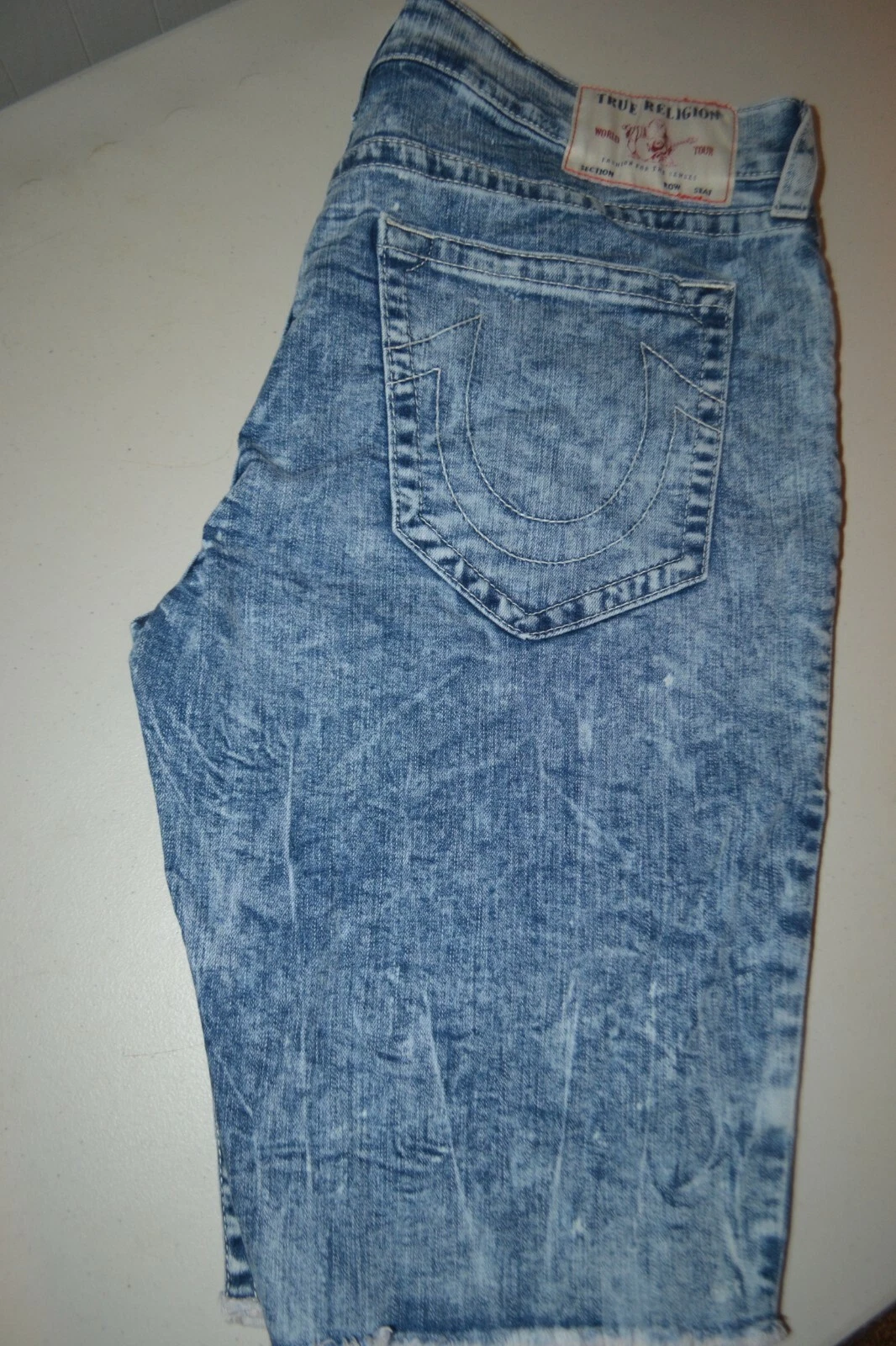 True Religion Men's Ricky No Pocket Flaps Blue Denim Shorts Size 38x12