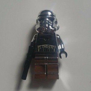 lego star wars silver stormtrooper
