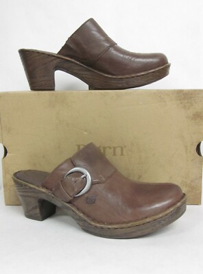 Born Gama Brown Clog - SIZE 10