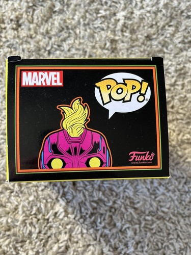 Funko Pop Marvel Retroiluminación - Capitana Marvel - Edición Especial #908 - Imagen 5 de 6