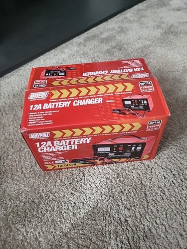 Maibaum MP716 12A 12/24V Batterieladegerät für Auto 4x4 Wohnmobil Werkstatt.