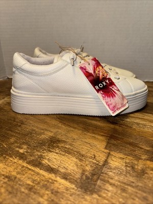 Roxy Sheilahh Shoe - White - Size 8 NWT