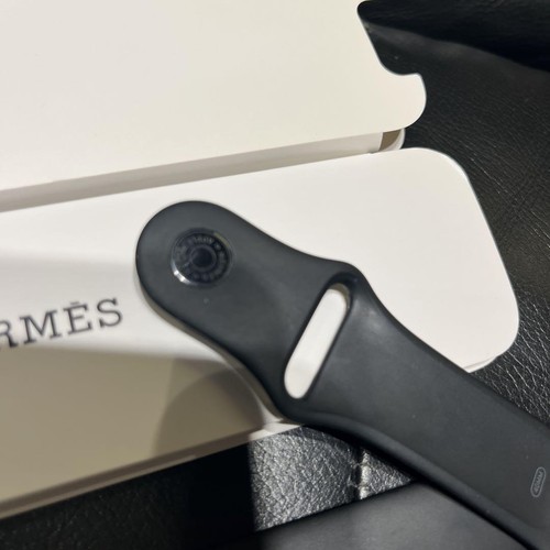 Bracelet Apple Watch Hermès silicone noir taille 40 mm convient 38 mm 41 mm 42 mm S M - Photo 2 sur 5