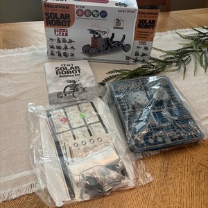 Solar Robot 12 In 1 Kit Educational Lucky Doug STEM New In Box