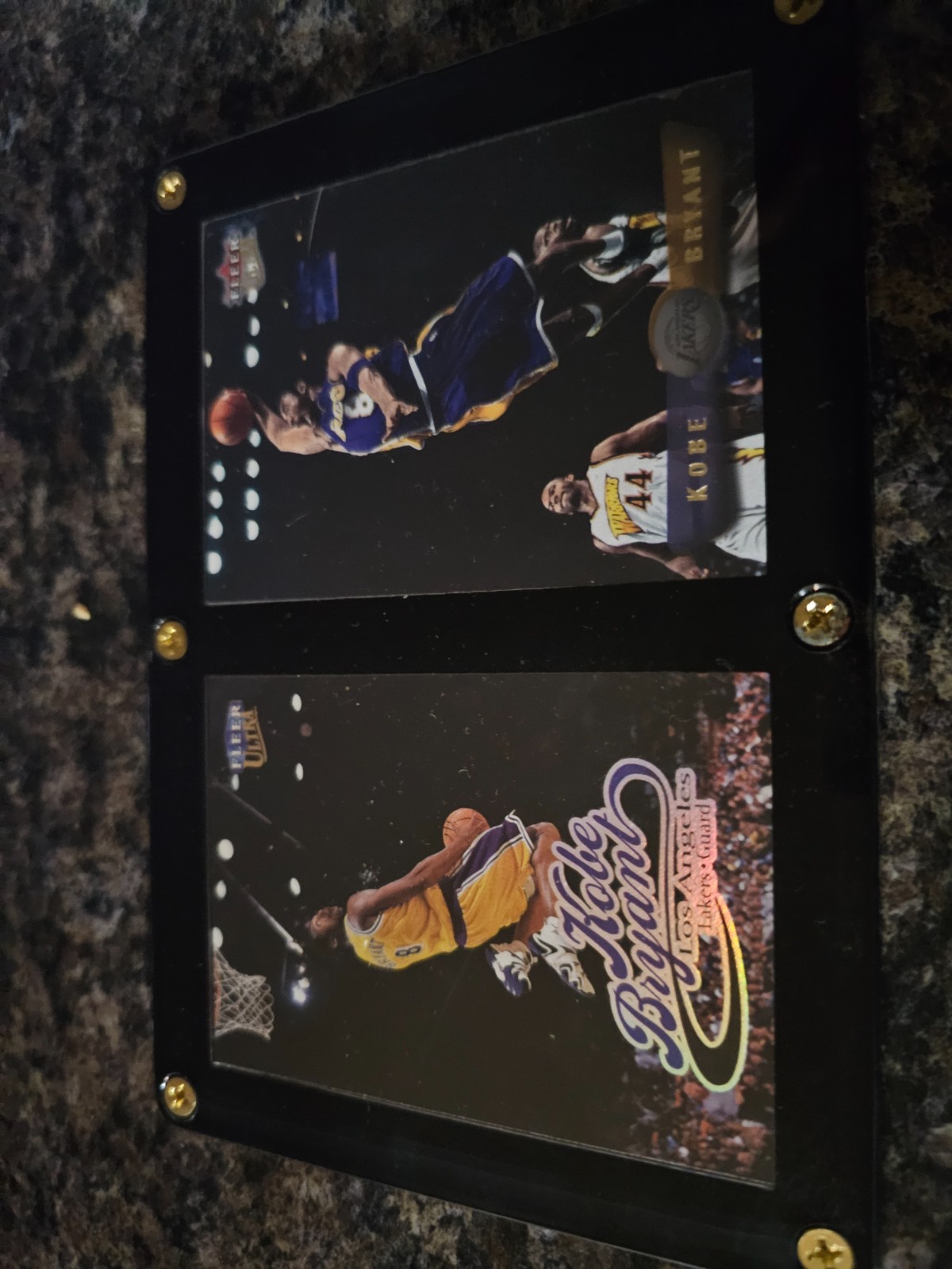 1998-99 Fleer Ultra Basketball Gold Medallion #61G Kobe B