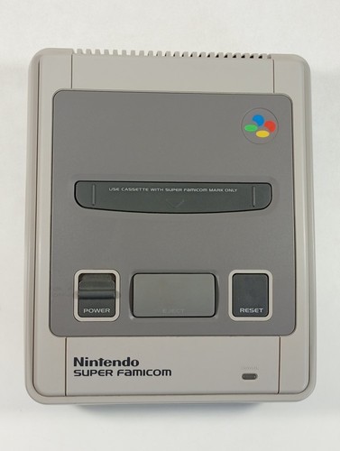 CONSOLE SUPER FAMICOM MODIFIEE SWITCHLESS (50/60 HZ) / REGION FREE (COMPLETE (NO - Picture 8 of 11