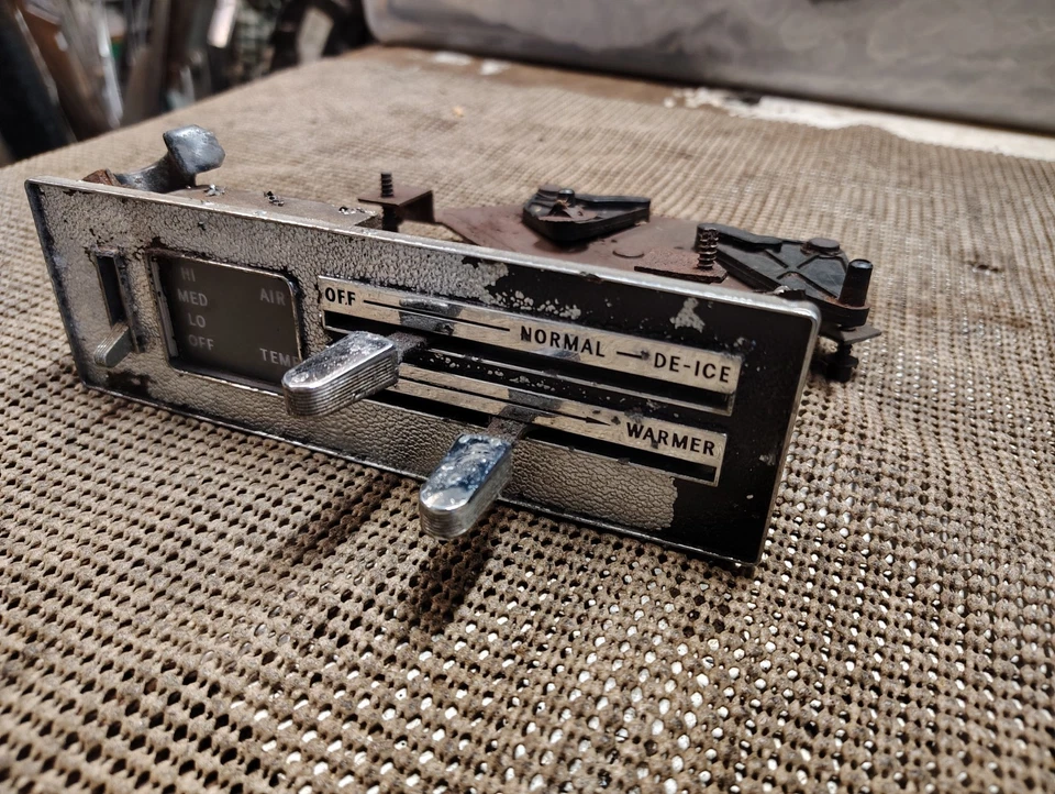 Pontiac GTO 1966 1967 LeMans Tempest HVAC controles selectores de calor sin aire acondicionado Foto 2 de 4