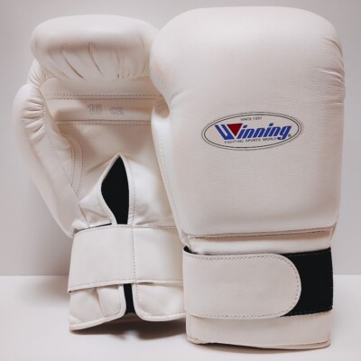 ホワイト　16オンス ボクシンググローブ PS-16B Winning Winning In JAPAN from PS16-B type Soft White 16oz gloves Boxing ボクシング