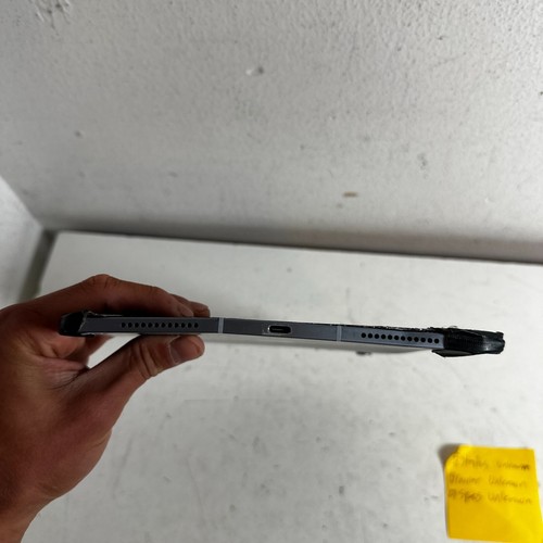 Apple iPad Air A2324 4ta Generación Azul Cielo Pantalla 10.9" - DAÑADO - Imagen 16 de 16