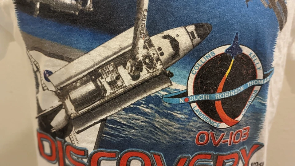 NASA SPACE SHUTTLE DISCOVERY RETURN TO FLIGHT T-SHIRT STS-114   * M * L * XL - Image 4 of 4