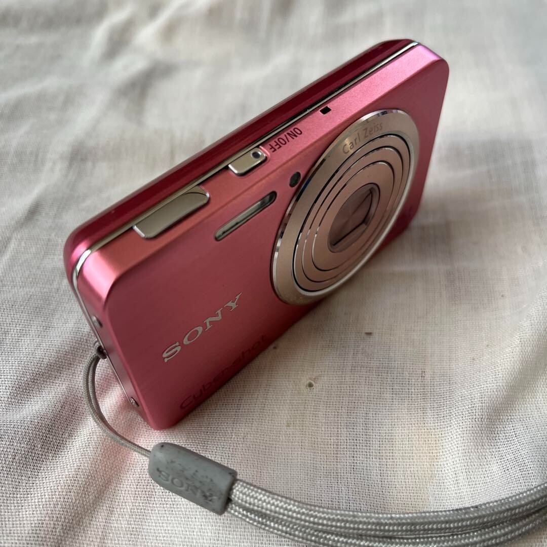 SONY Cyber shot DSC-W630 16.1MP 5x Compact Digital Camera