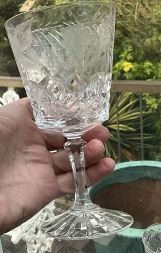 👀 PAIR RED WINE Glass CRYSTAL ENGRAVED GRAPEVINE CUT GLASS BRIERLEY HILL 6.25” - Picture 3 of 8