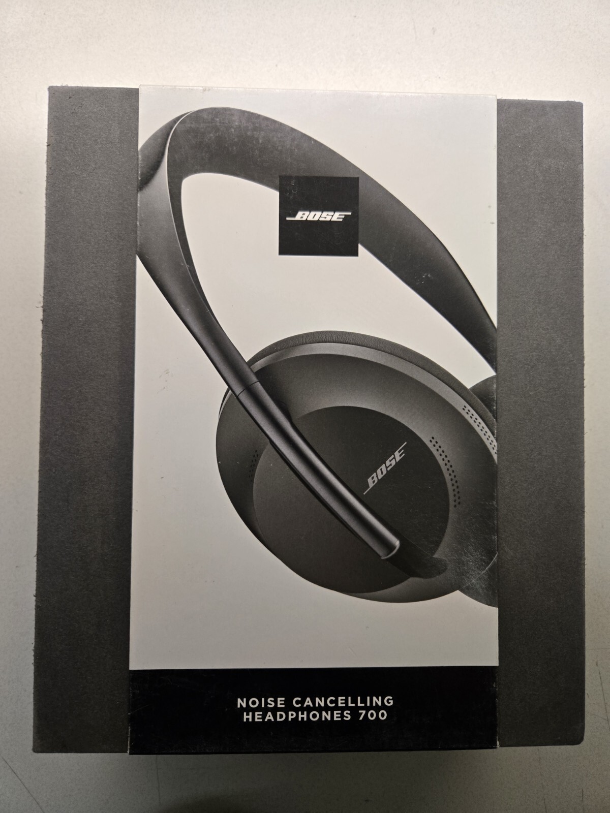 Bose Noise Cancelling 700 Wireless Bluetooth Headphones - BLACK - NEW SEALED-image