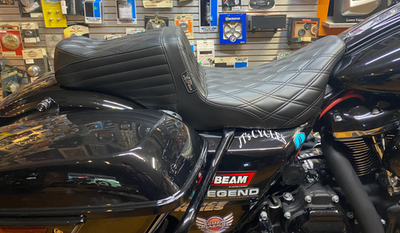 Le Pera Tailwhip Diamond Seat fits 2008-2024 Harley Davidson