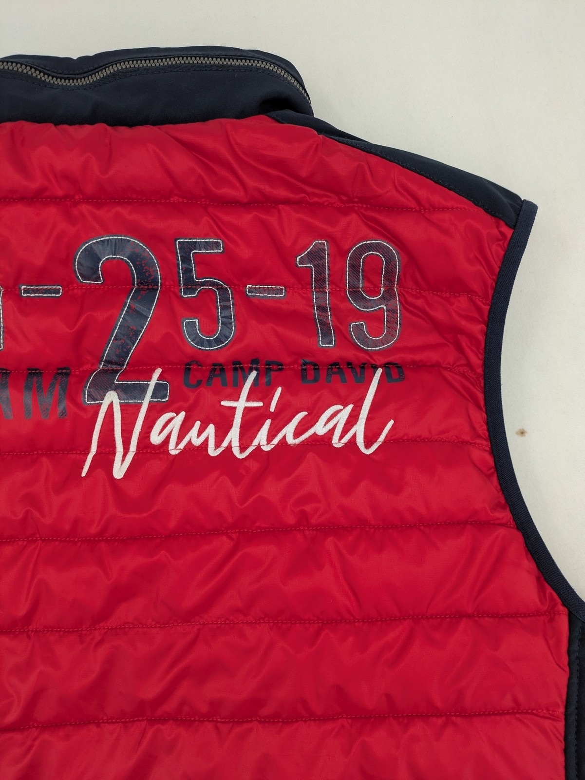 Camp David Herren Steppweste Weste Gr XL Rot Blau Fütert Full Zip Logo image 7