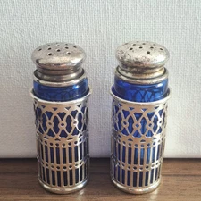 Vintage F.B. Rogers Cobalt Blue Glass Salt & Pepper Shakers decorations Korea