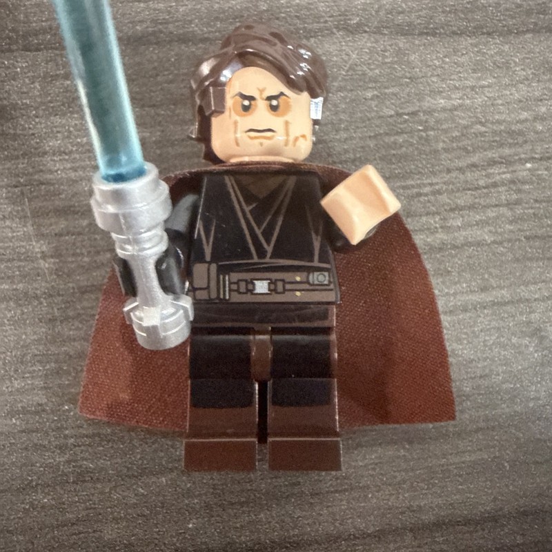 LEGO Star Wars ANAKIN SKYWALKER Sith Face With Cape sw0419 minifigure 9526