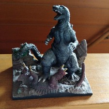 Toho Monster Godzilla X-Plus Figure
