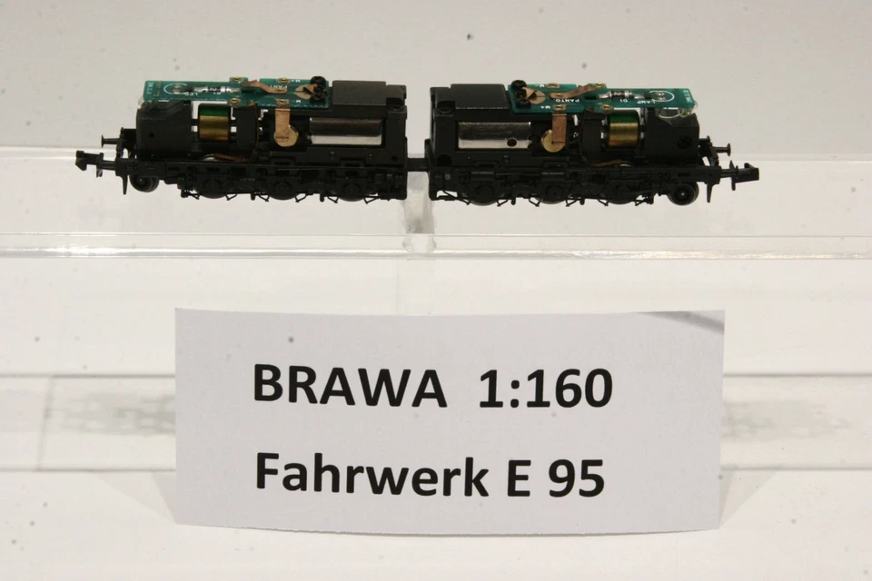 Brawa 1210, Ersatzteil E 95, kompl. Fahrwerk, ohne Kardan, läuft sehr gut