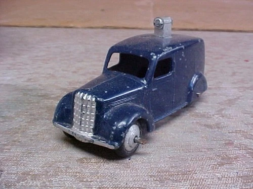 VINTAGE DINKY TOYS LOUDSPEAKER PANEL VAN