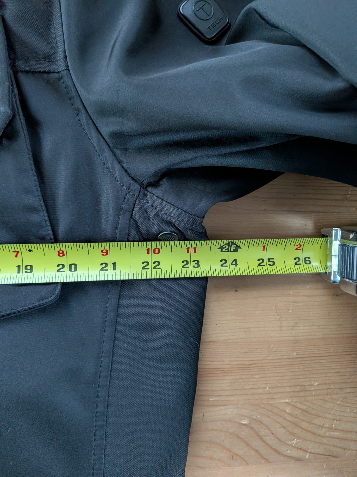 Tumi Tech Jacket Softshell Medium Black Pockets V… - image 17