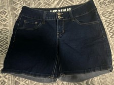 Y2K Hydraulic Shorts Womens Size 9/10 Blue Embroidered Pockets Light Wash Denim