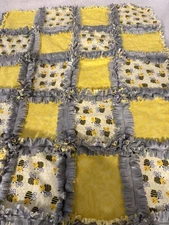 Rag Quilt NEW! Large Handmade Bumble Bees  38" x 52"