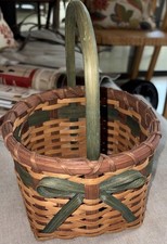 Small Round Woven Basket Flat Square Base Green Bow Trim Handle-