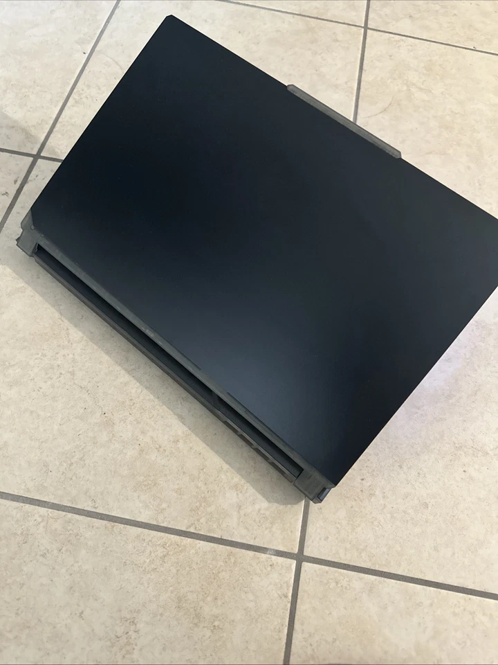 Gaming Laptop, MSI Cyborg 15 A12VF  |  16 GB RAM | - Immagine 2 di 4