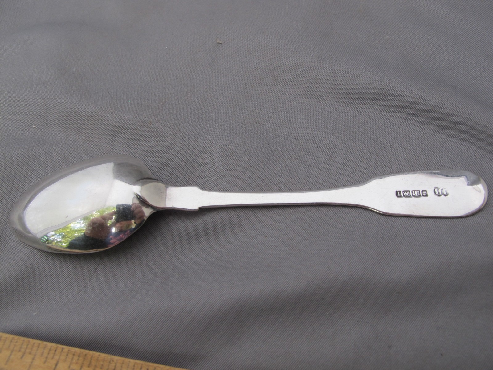 Good EXETER English GEORGE IV Sterling TEASPOON-Maker JH, 1825-26